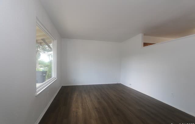 127  Fair Valley St, San Antonio, TX 78227 — photo 4
