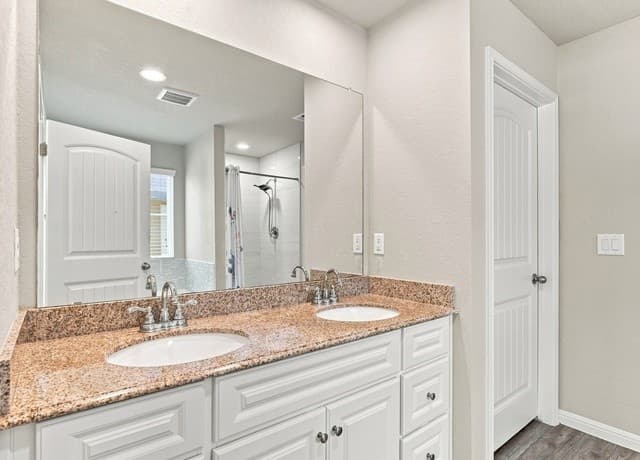 10203  Relic Oaks, San Antonio, TX 78240 — photo 20