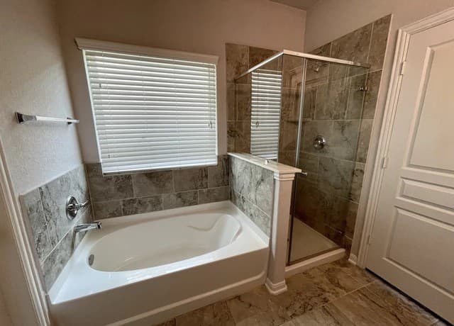 2618  Bordelon Nest, San Antonio, TX 78245 — photo 10