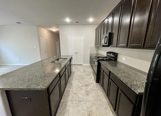 2618  Bordelon Nest, San Antonio, TX 78245 — photo 4