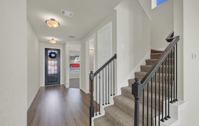 15418  Ivory Hls, San Antonio, TX 78247 — photo 2