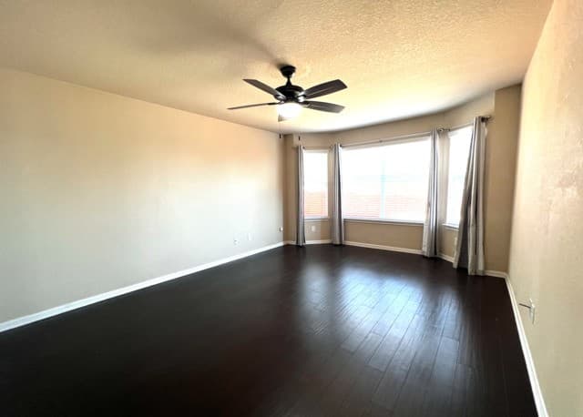 10707  Bayhill Den, San Antonio, TX 78245 — photo 11