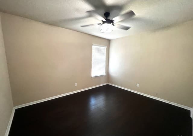 10707  Bayhill Den, San Antonio, TX 78245 — photo 23