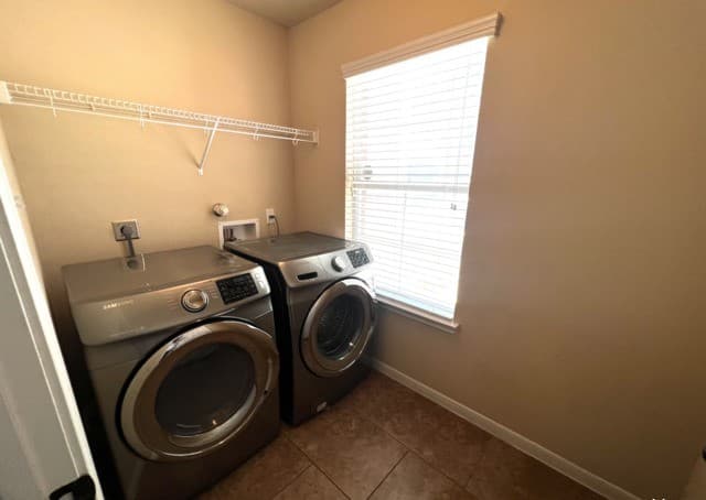 10707  Bayhill Den, San Antonio, TX 78245 — photo 3