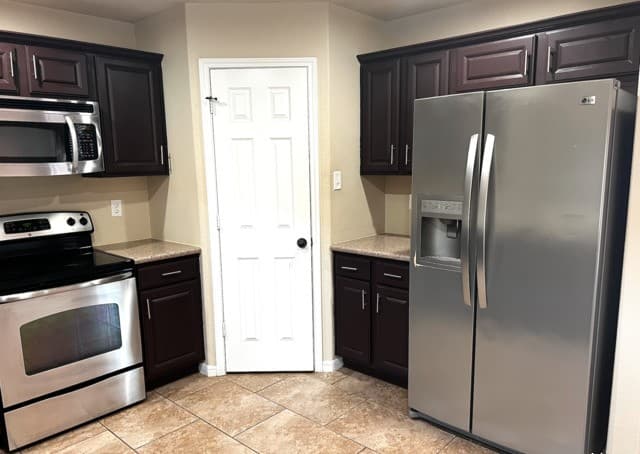 10707  Bayhill Den, San Antonio, TX 78245 — photo 9
