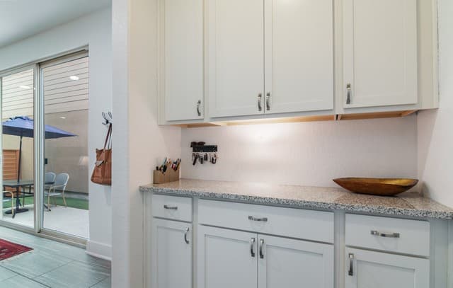 206  Ridgecrest Dr Unit 4, San Antonio, TX 78209 — photo 14