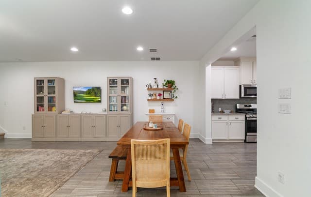 206  Ridgecrest Dr Unit 4, San Antonio, TX 78209 — photo 9