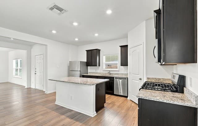6112  Underwood Way, San Antonio, TX 78252 — photo 12