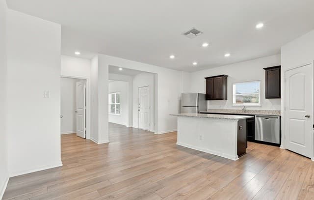 6112  Underwood Way, San Antonio, TX 78252 — photo 18