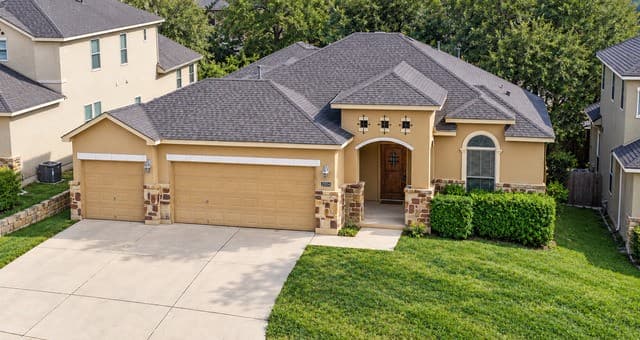 23314 Woodlawn Rdg