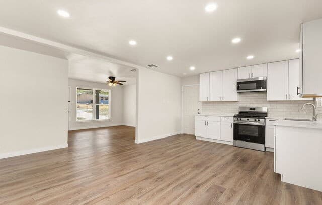807  Boulder Dr, Universal City, TX 78148 — photo 6