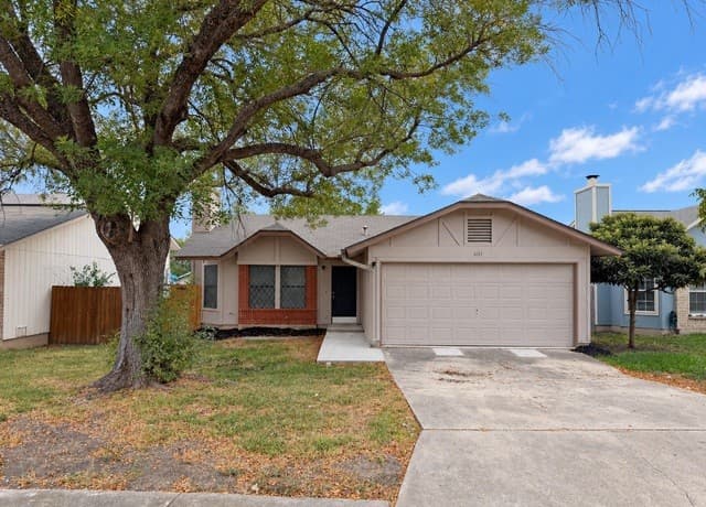 6111  Feather Nest Ln