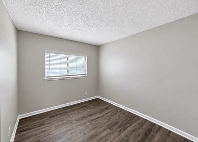 6111  Feather Nest Ln, San Antonio, TX 78233 — photo 15