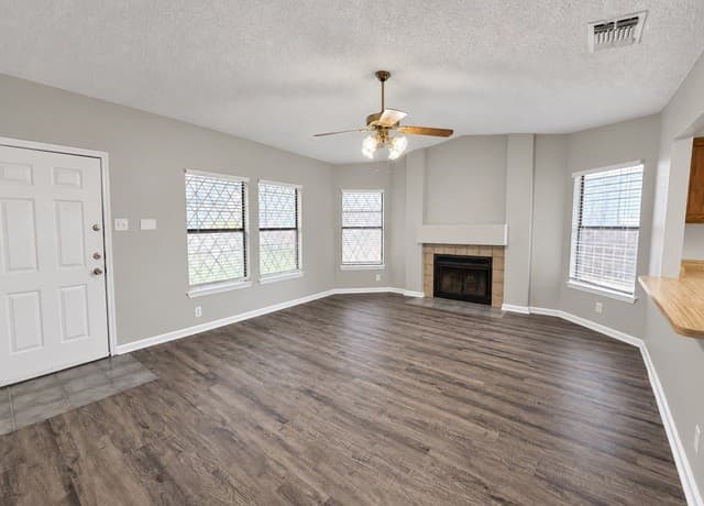 6111  Feather Nest Ln, San Antonio, TX 78233 — photo 5