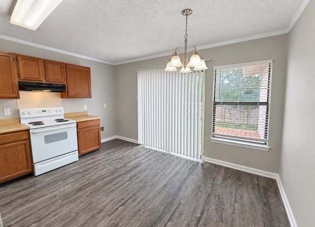 6111  Feather Nest Ln, San Antonio, TX 78233 — photo 9