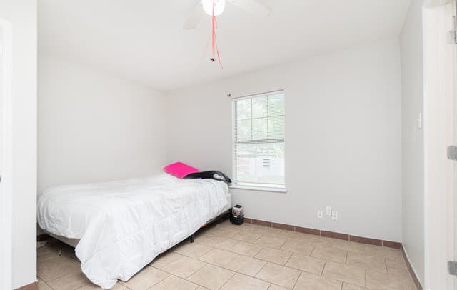 217  Elmo Ave, San Antonio, TX 78225 — photo 10