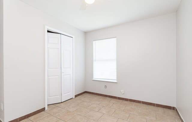 217  Elmo Ave, San Antonio, TX 78225 — photo 5