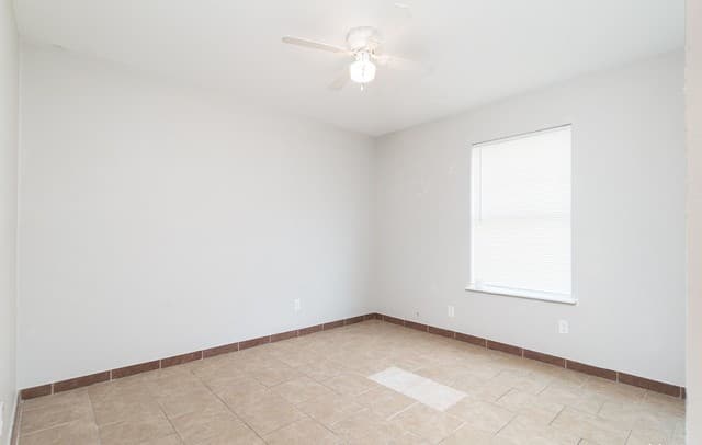 217  Elmo Ave, San Antonio, TX 78225 — photo 6