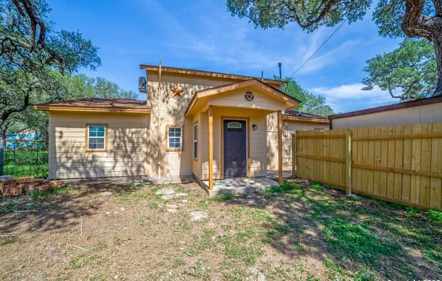 10490  White Bonnet St, San Antonio, TX 78240 — photo 3