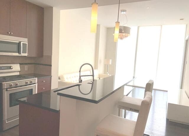 610  Market Unit 2604, San Antonio, TX 78205 — photo 2
