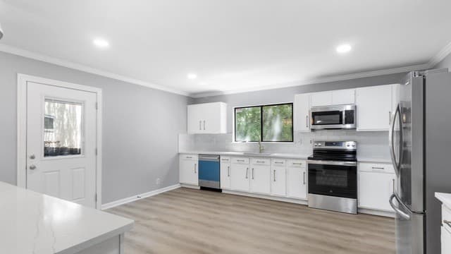 10222  Eagle Blf, San Antonio, TX 78240 — photo 8