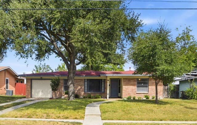 223  Fennel Dr