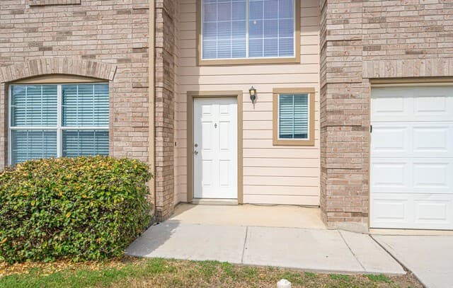 5018 Fountain Hl
