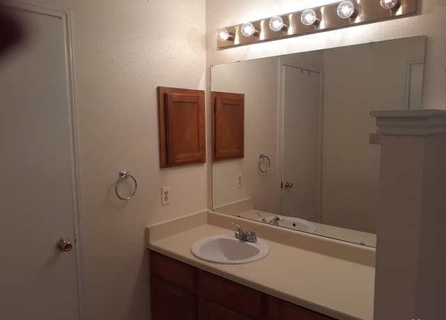 5322  Medical Dr Unit E101, San Antonio, TX 78240 — photo 10