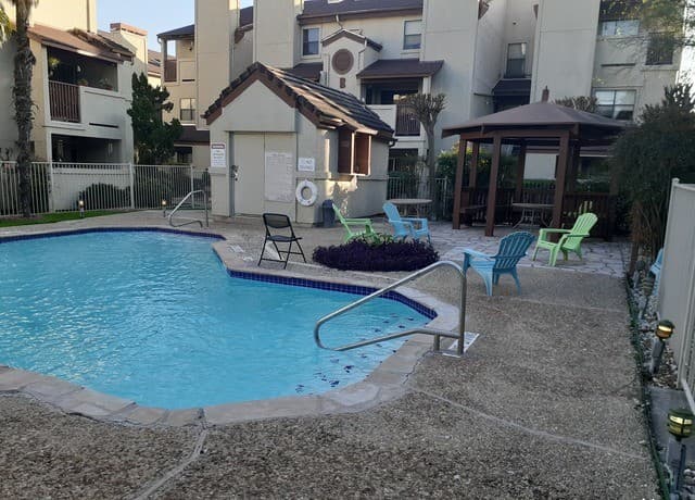 5322  Medical Dr Unit E101, San Antonio, TX 78240 — photo 14