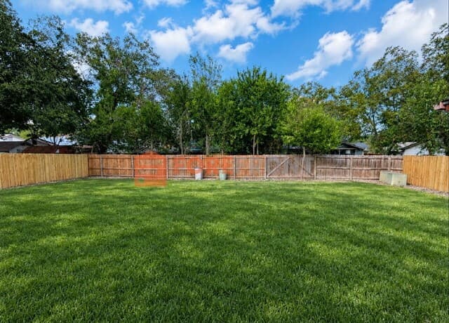 1100 S Ellison, San Antonio, TX 78245 — photo 3