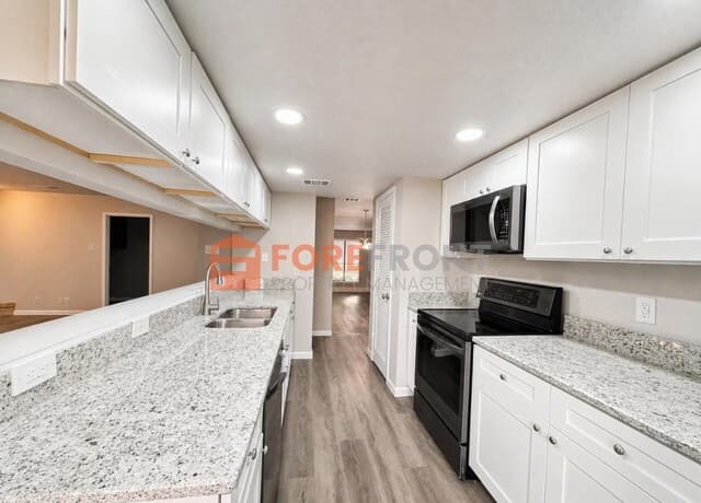 1100 S Ellison, San Antonio, TX 78245 — photo 8
