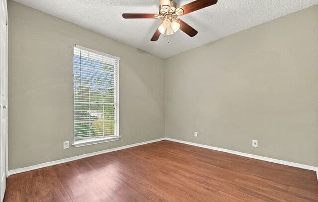 4527  Lakebend West Dr, San Antonio, TX 78244 — photo 10
