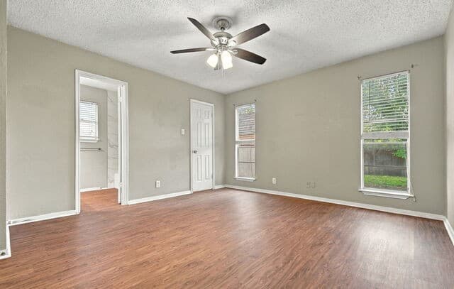 4527  Lakebend West Dr, San Antonio, TX 78244 — photo 18