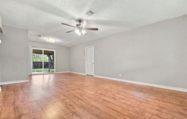 4527  Lakebend West Dr, San Antonio, TX 78244 — photo 5