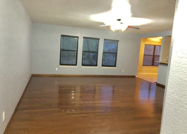 7622  Forest Vale, Live Oak, TX 78233 — photo 3