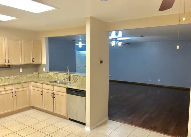 7622  Forest Vale, Live Oak, TX 78233 — photo 5