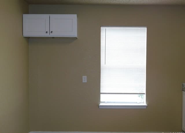 9017  Garnett Ave, San Antonio, TX 78221 — photo 7