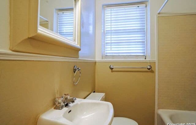 415  Alamo Heights Blvd, Alamo Heights, TX 78209 — photo 8