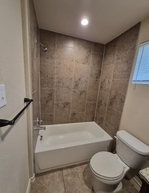 13910  Annas Way Unit 102, San Antonio, TX 78233 — photo 25