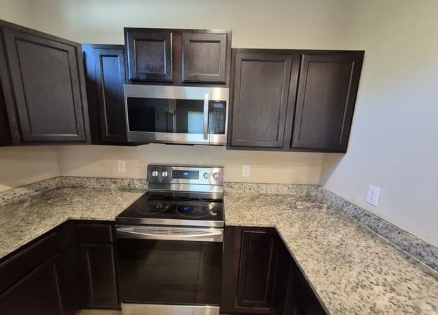 13910  Annas Way Unit 102, San Antonio, TX 78233 — photo 8