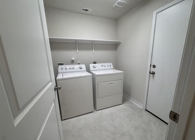 13518  Mendes Knl, San Antonio, TX 78254 — photo 12