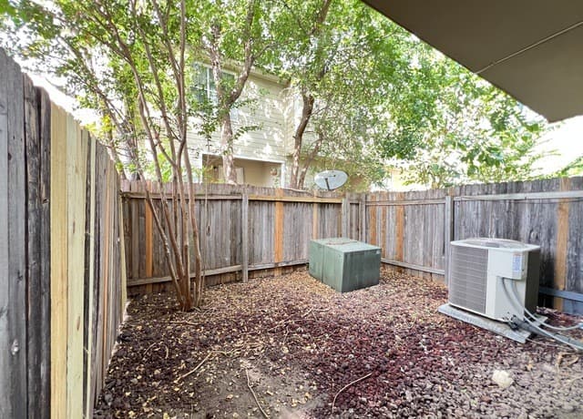 315  Autumn Pass, San Antonio, TX 78245 — photo 18