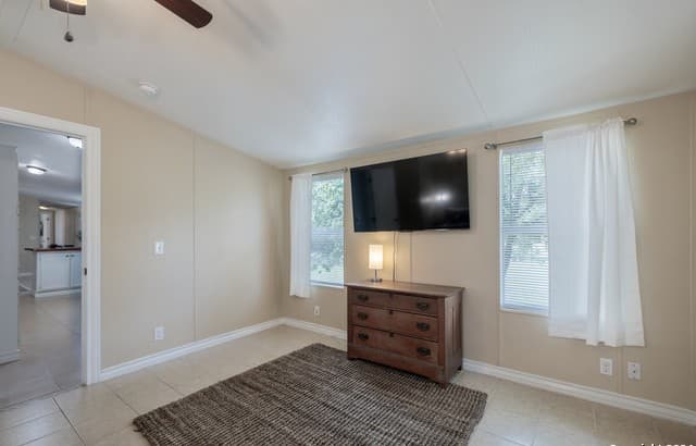 2301  Wegner Rd, New Braunfels, TX 78132 — photo 10