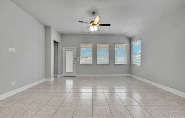 13710  Bradford Park, San Antonio, TX 78253 — photo 14