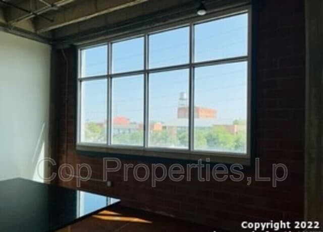 1331  S Flores St, San Antonio, TX 78204 — photo 5