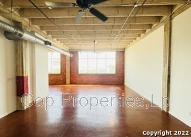 1331  S Flores St, San Antonio, TX 78204 — photo 7