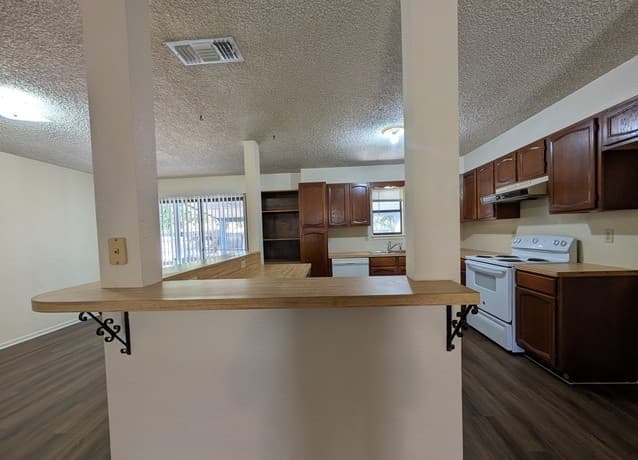 163  Woods End, New Braunfels, TX 78130 — photo 10