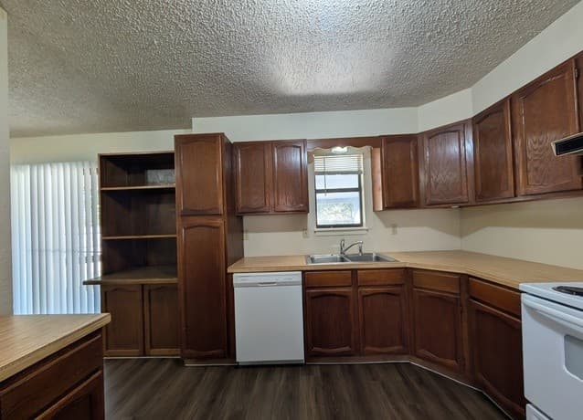 163  Woods End, New Braunfels, TX 78130 — photo 17