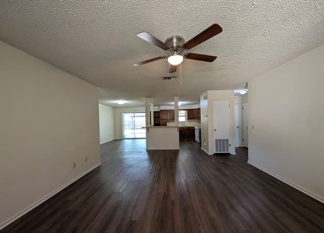 163  Woods End, New Braunfels, TX 78130 — photo 3