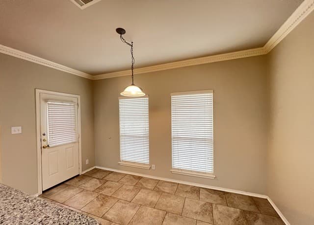 414  Cattle Ranch Dr, San Antonio, TX 78245 — photo 10